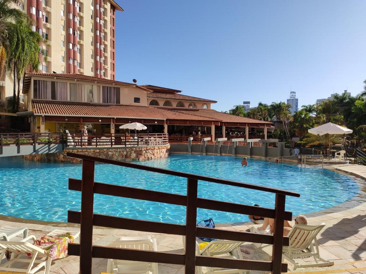 Suite Hot Springs B3 Hoteis Hospedagem - Ate 4 Adultos Caldas Novas Dış mekan fotoğraf